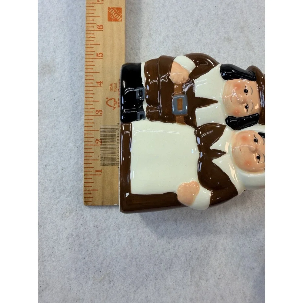 2018 Publix Pilgrim Pair Ceramic Napkin Holder w box Limited Edition